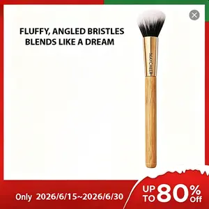 MAYCHEER concealer paw-shaped brush, angled design for precise and seamless application, professional makeup care.