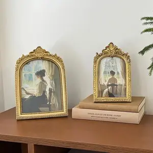 New French Retro Resin Photo Frame Home Decoration Elegant Relief Picture Frame Hanging Decoration Desktop Ornament Gift