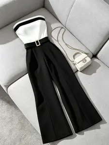 A women's light and mature style contrasting jumpsuit with a strapless waist, wide leg pants that look slim and luxurious, Elegant for summer, nightclubs, city travel, beach vacations