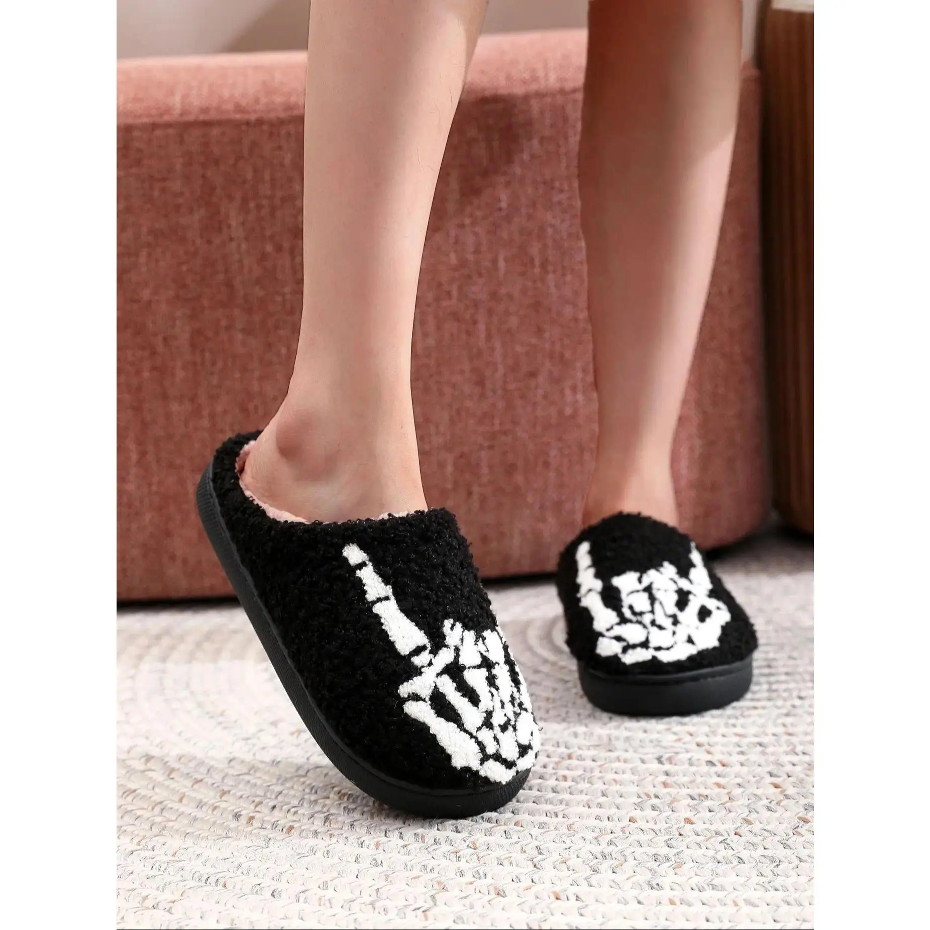 Plush Finger Skull Slide Slippers - Unisex Thick-Soled Warm Footwear, Comfortable Non-Slip Indoor Wear for Halloween, Shoe, Thick Soles