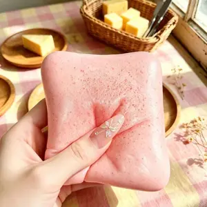 1pc - New Super Soft Butter Toast Squishy Stress Relief Toy - Birthday Gift - Perfect Gift - Gift - Collection Display - Hobby Collector - Key Gift For Friends