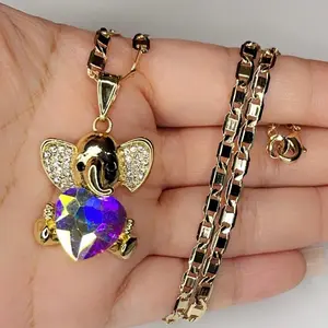 Cadena 20” con dije Elefante Corazón Gold Plated Female Birthday