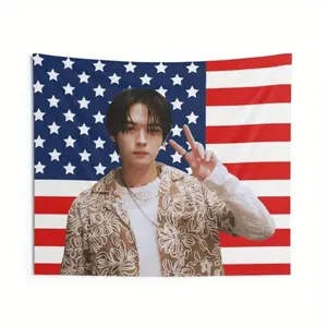 Tapestry 1Pc Stray Lee Know Peace Sign American Flag Canvas - SKZ Mountain Design Birthday Gift For Fans With Free Installation Kit, Home Decor, Fan Merchandise, Patriotic Theme, Artistic Print, Soft Fabric, Durable Material, Framed Artwork, Wall Art, Kpo