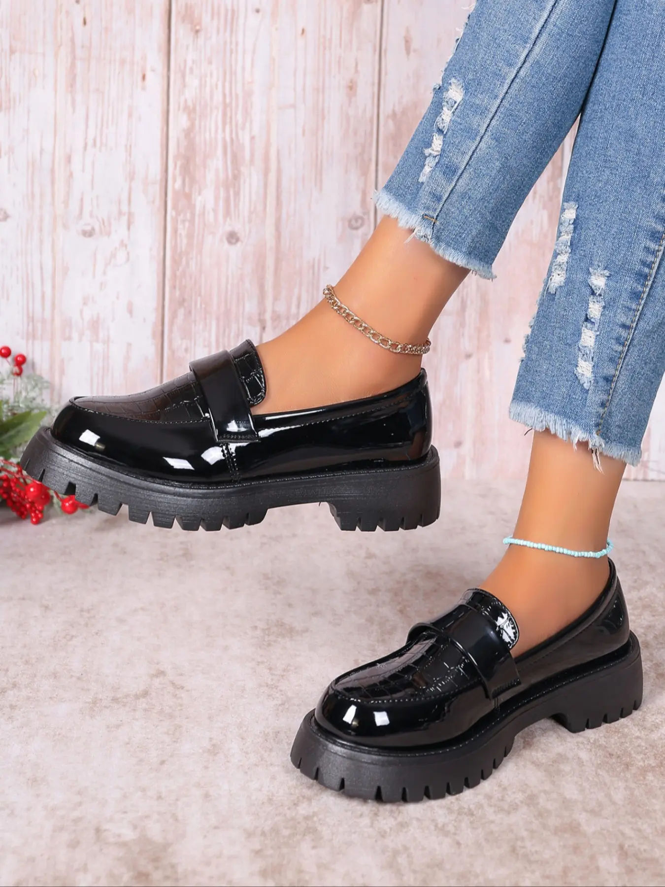 Women's Summer Slip-On Loafers, Flatform Pointed Toe French Style Shoes, Sequins Design, Casual Fashion Footwear for Spring & Summer Seasons