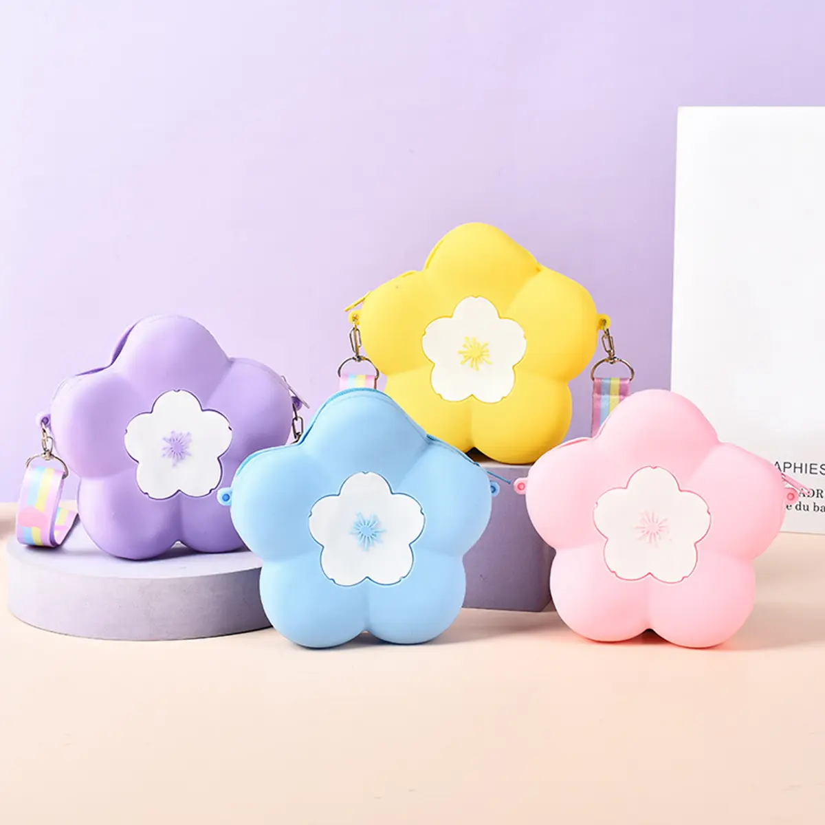 Cute Flower Silicone Crossbody Bag for Women, 3D Cartoon Design Mini Purse with an Adjustable Strap and Stress Relief Pressure Relieving Pinch, Casual Wear, Zipper