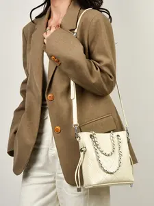 Quilted Drawstring Bucket Bag, Glossy PU Chain-Decor Crossbody Purse, Adjustable Strap Casual Shoulder Bag, Stylish and Functional