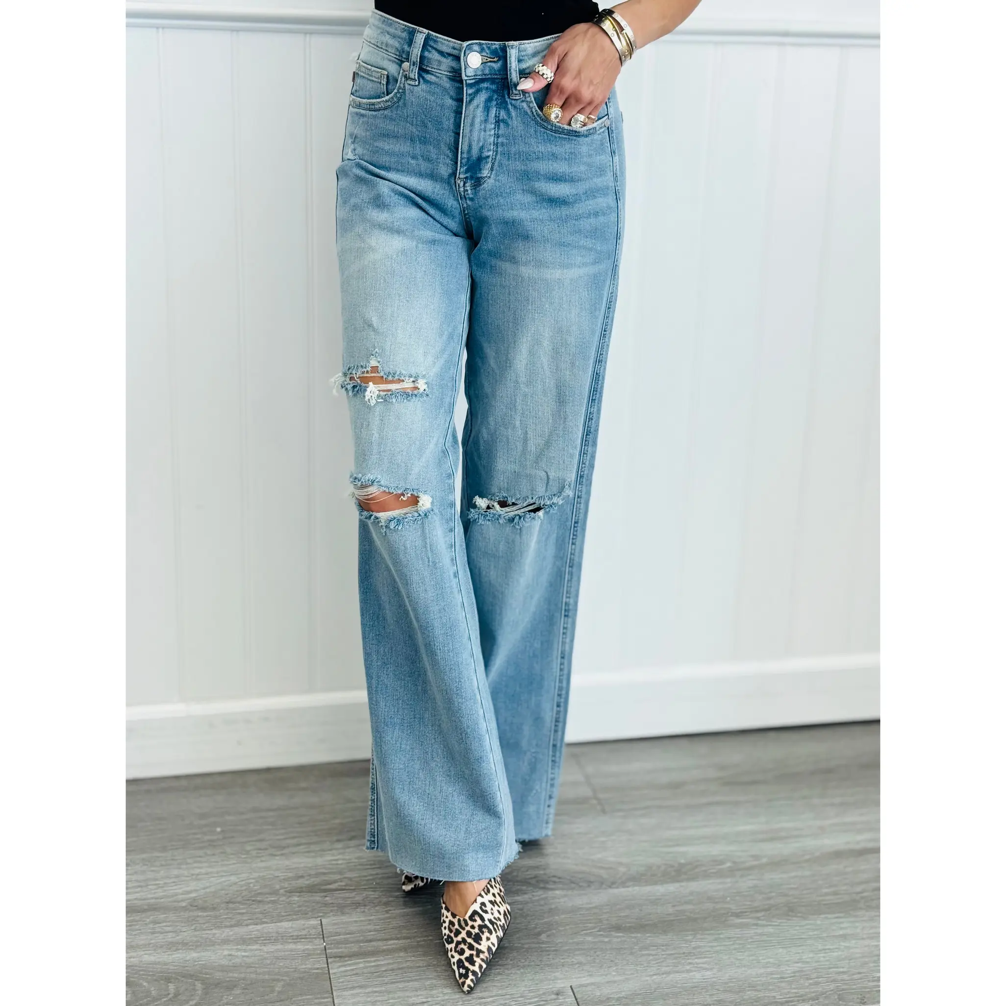 Judy Blue Bayside Bliss Tummy Control Wide Leg Jeans (Reg. & Plus)