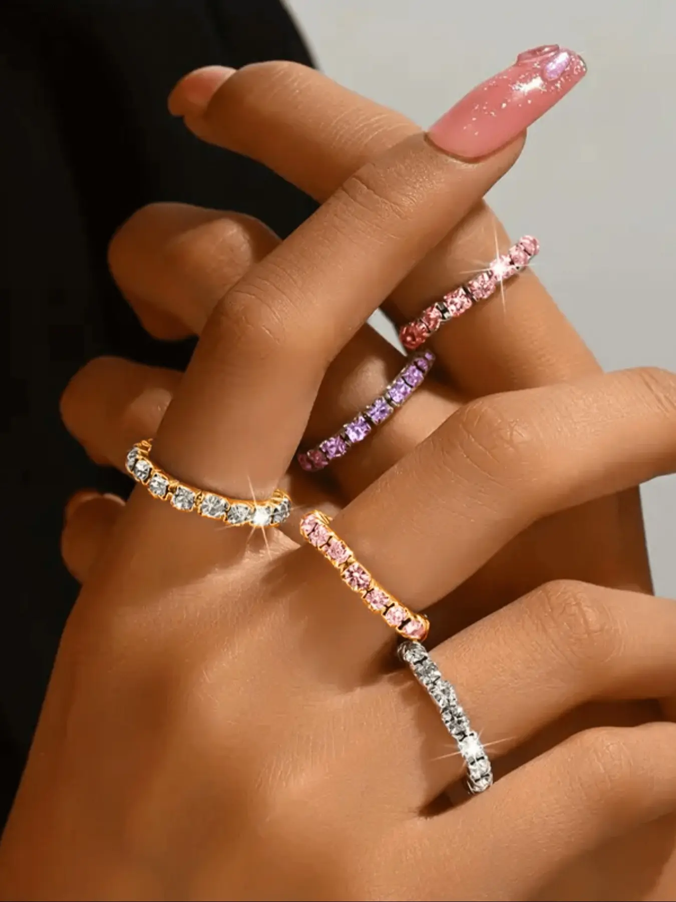 5 Piece Sparkling Rhinestone Stretch Rings Set, Multi-Color Party Wear Jewelry, Fashionable Elastic Ring Collection for Women, Stackable Finger Rings, Beautiful Rings