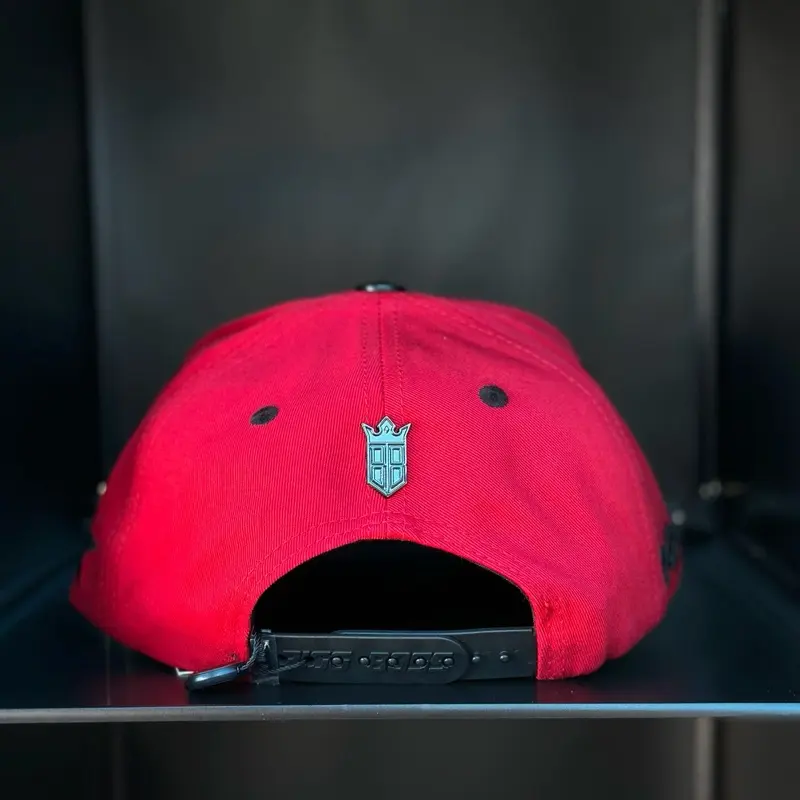 AMR rojo biggboss hats