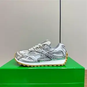 Lace Up Flat Causal Shoes Women Round Toe Designer Female Outside Walking Running Shoes 2025 Runway Trainers Couple Shoes Closed Girl mens shoes