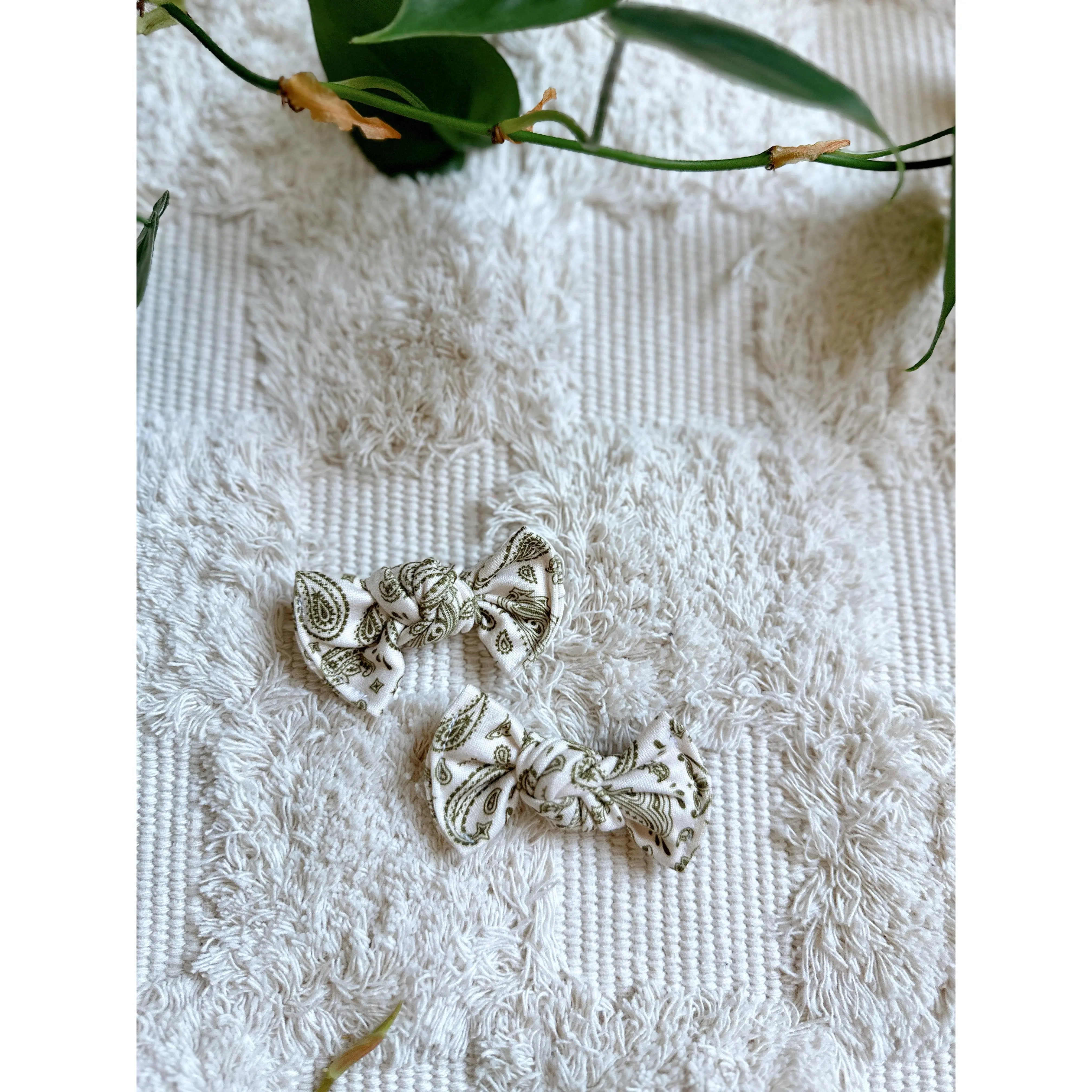 Pigtail Clip Set - Olive Paisley