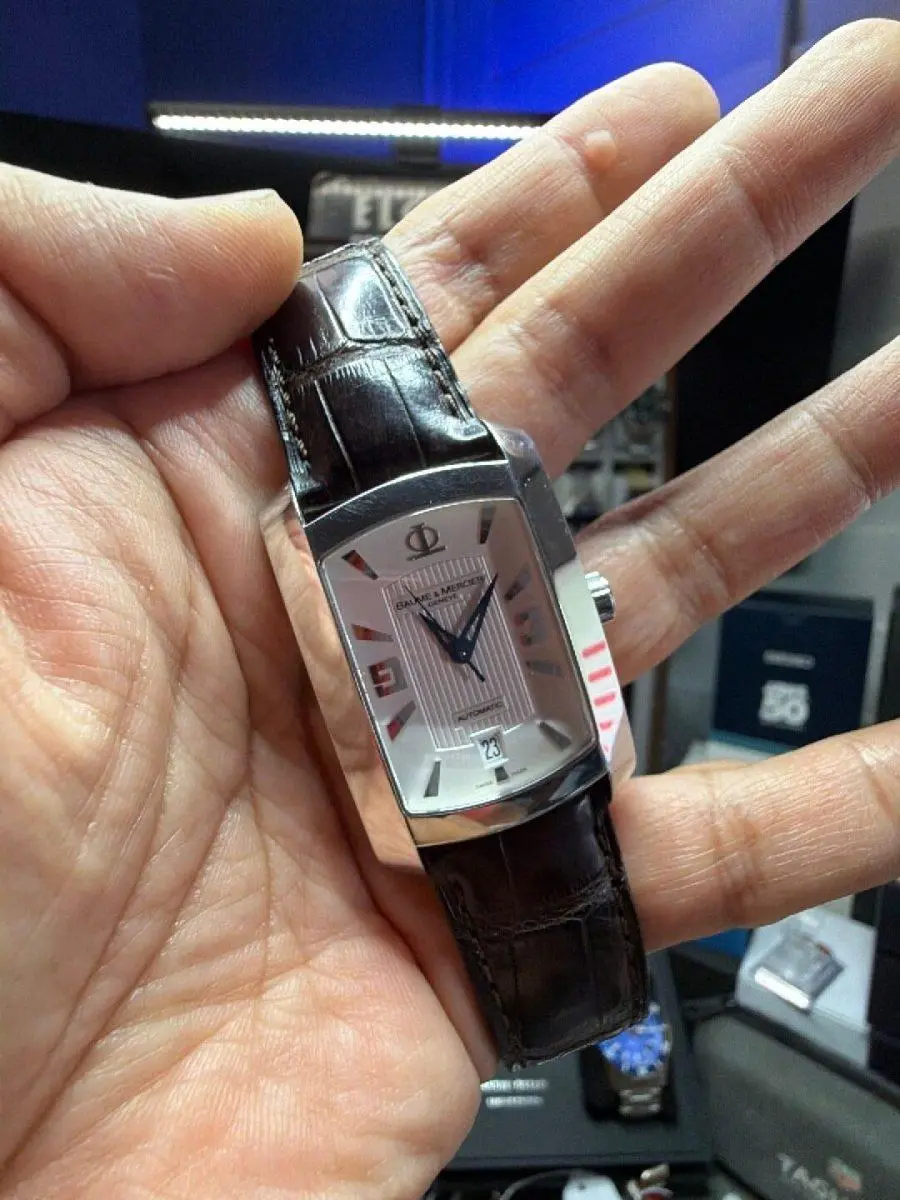 Baume and Mercier Hampton Milleis Swiss Automatic Curved Rectangular Tank Watch Silver Pinstripe Dial Full Kit