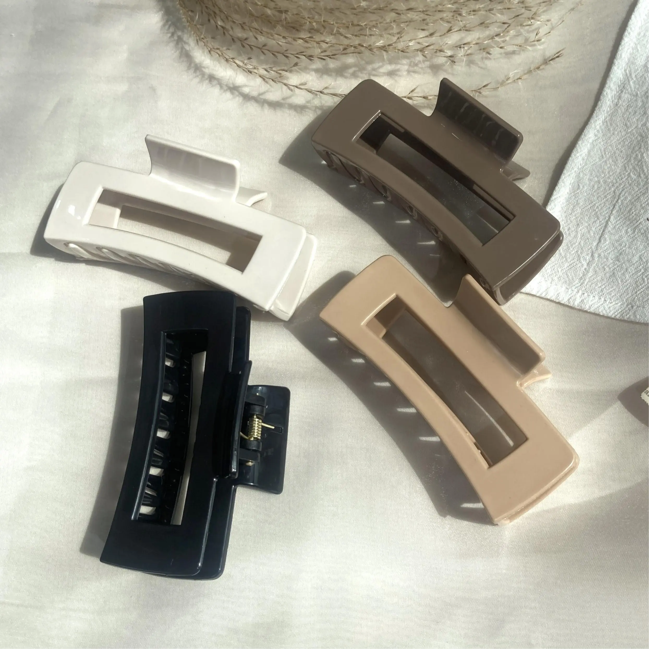Women's 4PCS Rectangle Flat Hair Clips - Claw Clip Pack, Thin Design for All Hair Lengths, Girly Style Accessory, Ideal for Daily Use & Weddings, Perfect Gift for Her, Girly Style Hair Clips