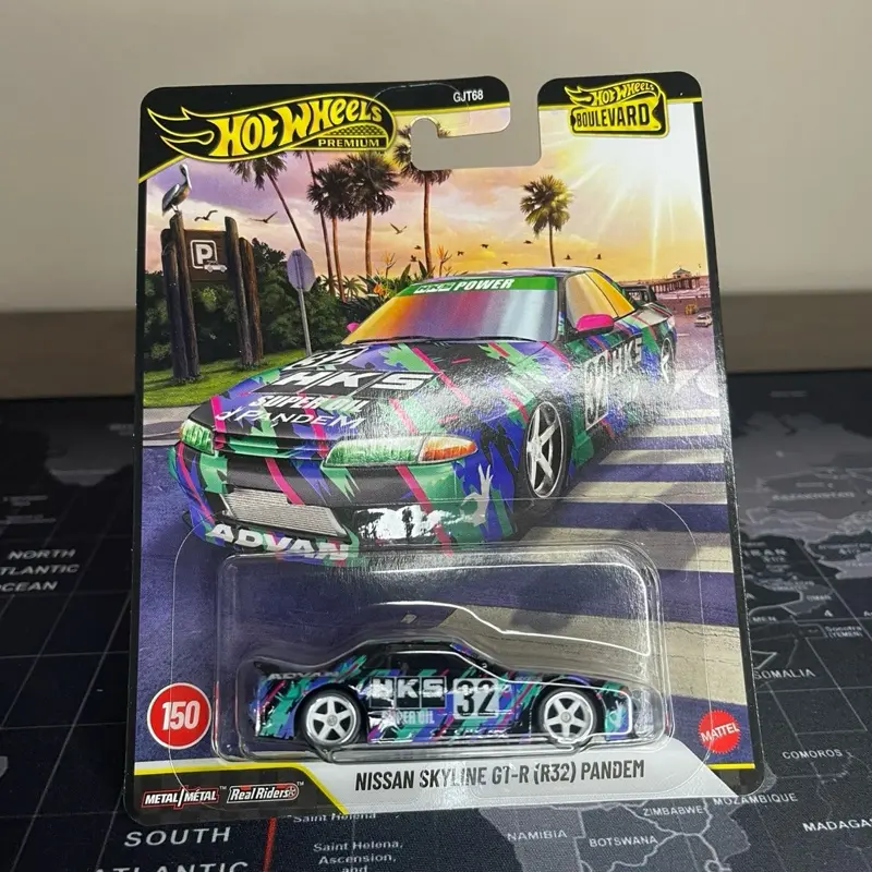 Hot Wheels Premium Boulevard Nissan skyline GT-R (r32) pandem HKS