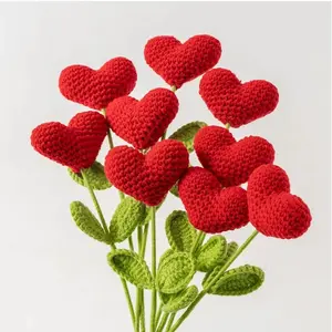 6 Pieces Handmade Crocheted Poppy Yarn Flower Bouquet, Decorative Flowers, romantic heart-shaped design, soft yarn material that never fades or wilts, ideal for Valentine’s Day, birthday gifts for girlfriend and love celebrations