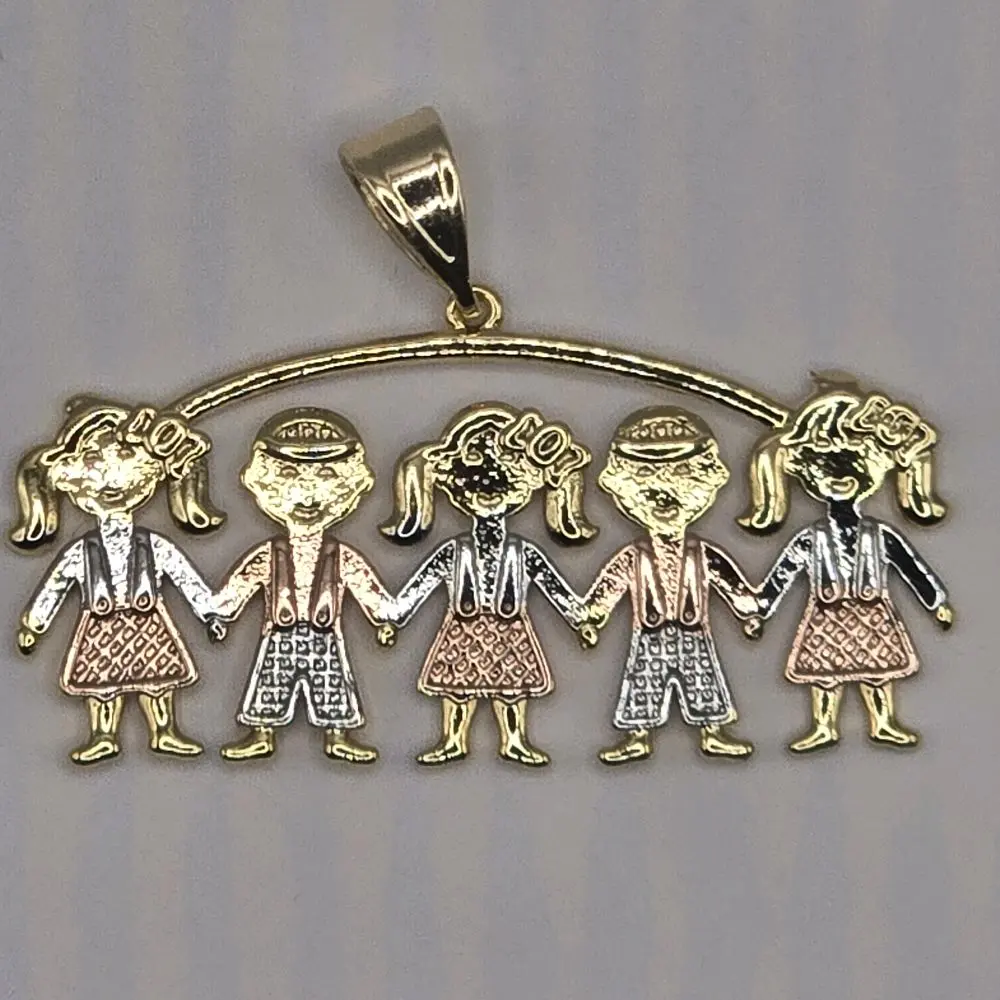 3 niñas 2 niños #3