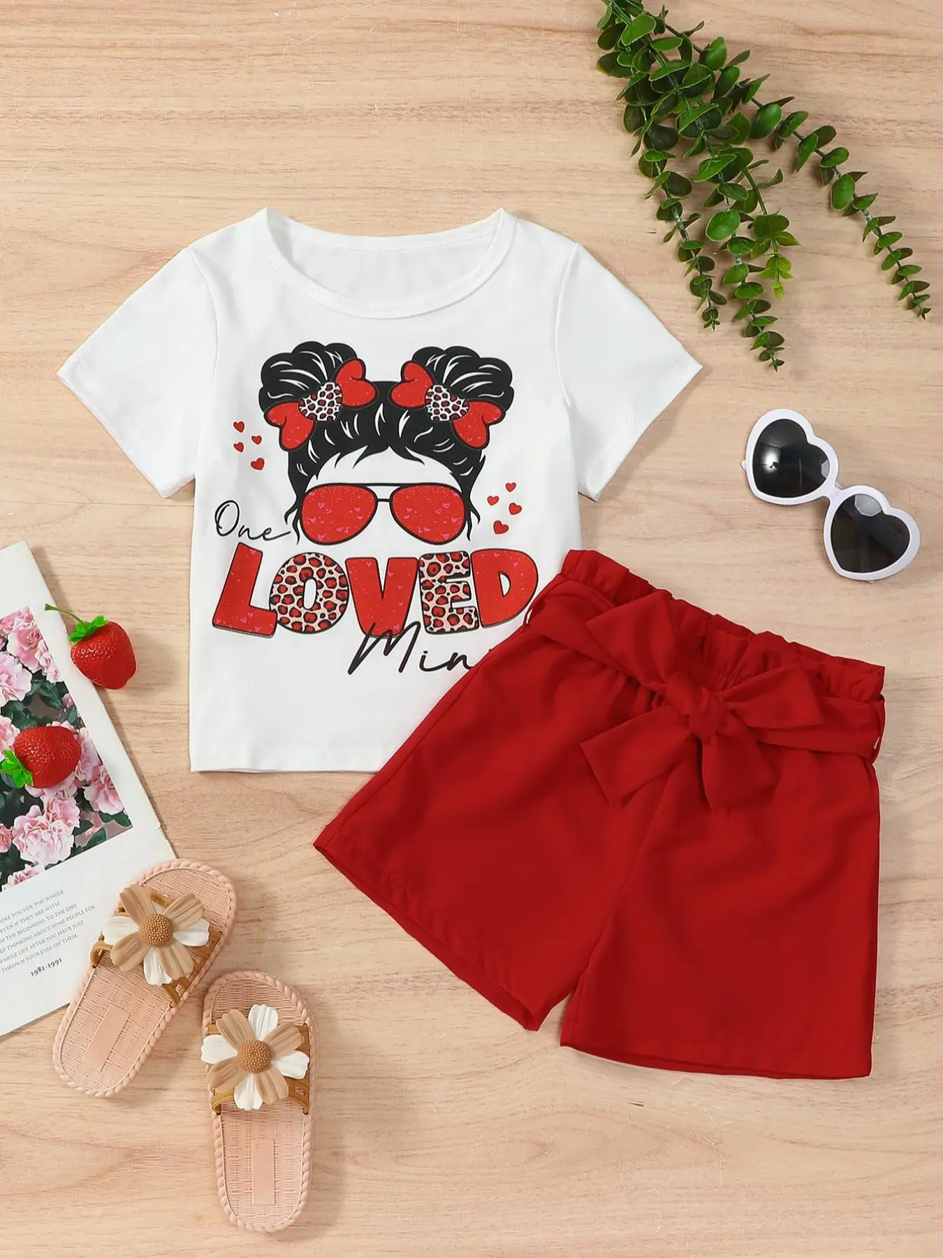 Girl's Letter Print Short Sleeve Tee & Bow Decor Shorts Two-Piece Set, Casual Round Neck T-shirt & Shorts for Daily Wear, Kids Summer Clothes