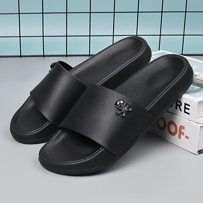 Bdhjydb High-end Men's Summer Anti-Odor Lightweight Slippers, Men's Sports Flip-Flops, Novelty Beach Slides, Non-Slip Soft-Soled Slippers for Men and Teens, Trendy Brand Outdoor Wear, Skull Print Indoor Shower Bathroom Funny Single-Strap Slides