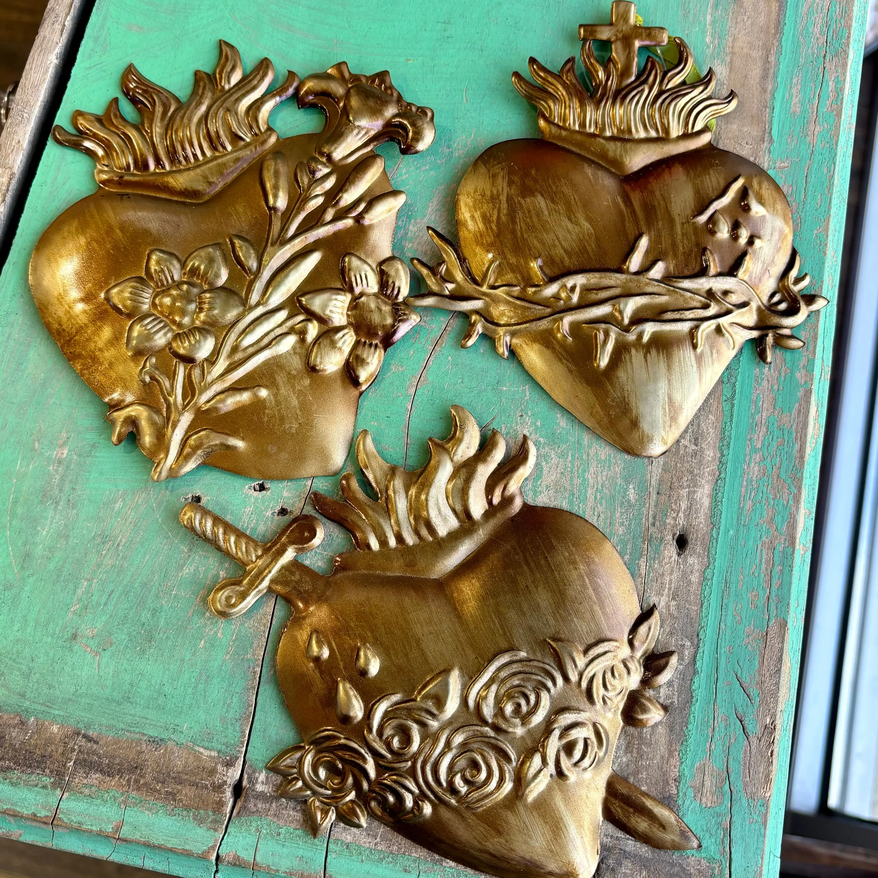 Hearts Of The Holy Family Ornament Set - Includes Heart-Shaped Ornaments for Home Decor and Prayer