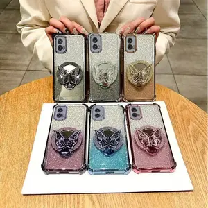 Square-Shaped Glitter Electroplating + Butterfly Mirror Bracket Pearl Bracelet, Square Anti-Drop Phone Case, Premium Feel, Light Luxury. Compatible with MOTO Edge 40, 50, 60, 70, Fusion, Neo, Pro, Ultra, Stylus, Play 2025 / E14 / G10 // G04s / G05 / G13 /