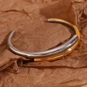 Dual Arc Open Band Ring