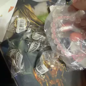 review image 0