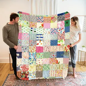 Vintage Floral Patchwork Flannel Blanket – Soft, Warm, and Cozy with Vibrant Multicolored Print Design, Perfect for All Seasons, Ideal for Home Decor, Gifts, Camping, and Travel