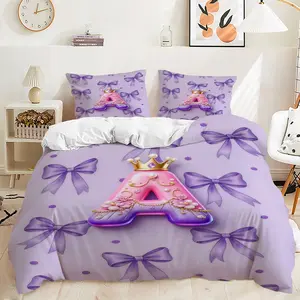 2/3Pcs 3D Letter A-N Graffiti Pattern Duvet Cover Set, Light Purple Bow Princess Style Bedding Set, Retro Trendy and Sweet Cool Atmosphere, Full of Trendy and Energetic Bedroom Decoration, Including 1 or 2 Pillowcases - No Padding/Zipper Closure