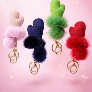 Mitten Keychain - Compact and Portable Accessory for Everyday Use