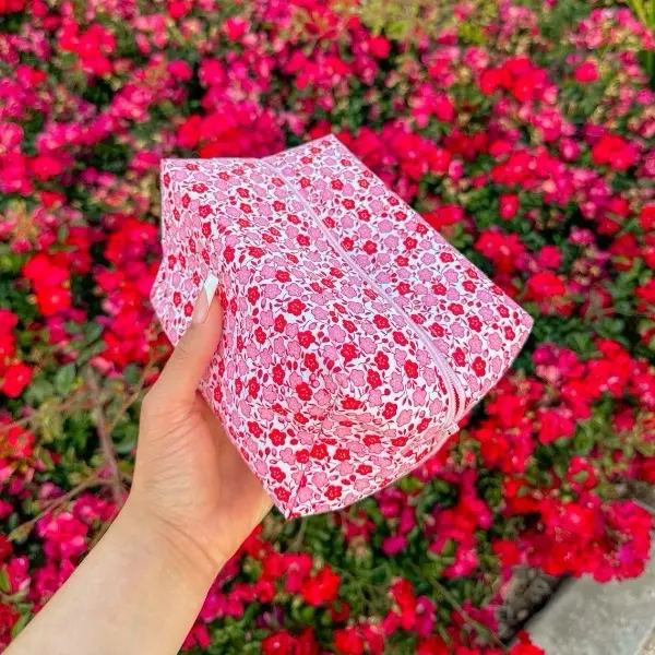 Handmade makeup bag, Cosmetic bag, travel bag, skincare bag, makeup pouch