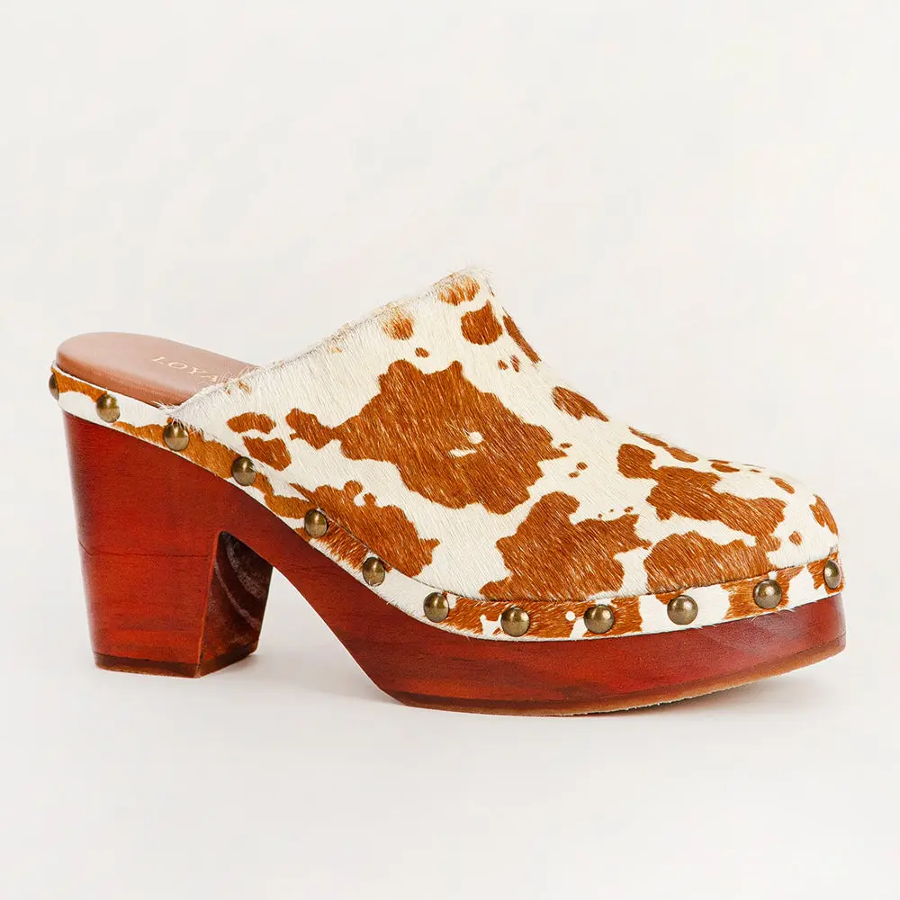 Women's Stylish Carlotta Trail Clogs - Loyal West Brown and White Cowhide Leather Shoes, Wood-Design Mules & Clogs Footwear