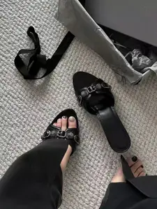 Women's Metal Buckle Sandals, Cool Style Flat & Low Heel Slippers, Rhinestone Decorated PU Material, Casual Outdoor Shoes