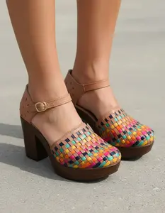 Women's heeled sandals, handmade in Mexican leather, style 4237. Round toe and ankle strap. Genuine leather upper. Comfortable. Ethically made in Mexico. Ideal for walking.