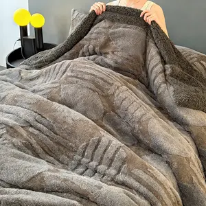 Double-Sided Plush Blanket, Thick Heavyweight Insulated, Geometric Pattern, Vintage Simple, Anti-Pilling, Winter Warmth