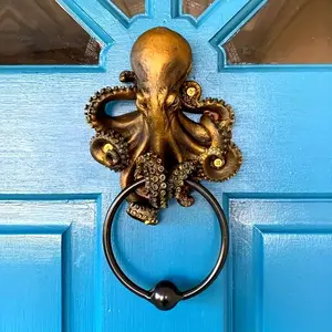 Unique Resin Octopus Door Knocker for Halloween Theme, Decorative Figurine for Indoor Outdoor, Non-Electric Collectible for Rooms, Door Hardware