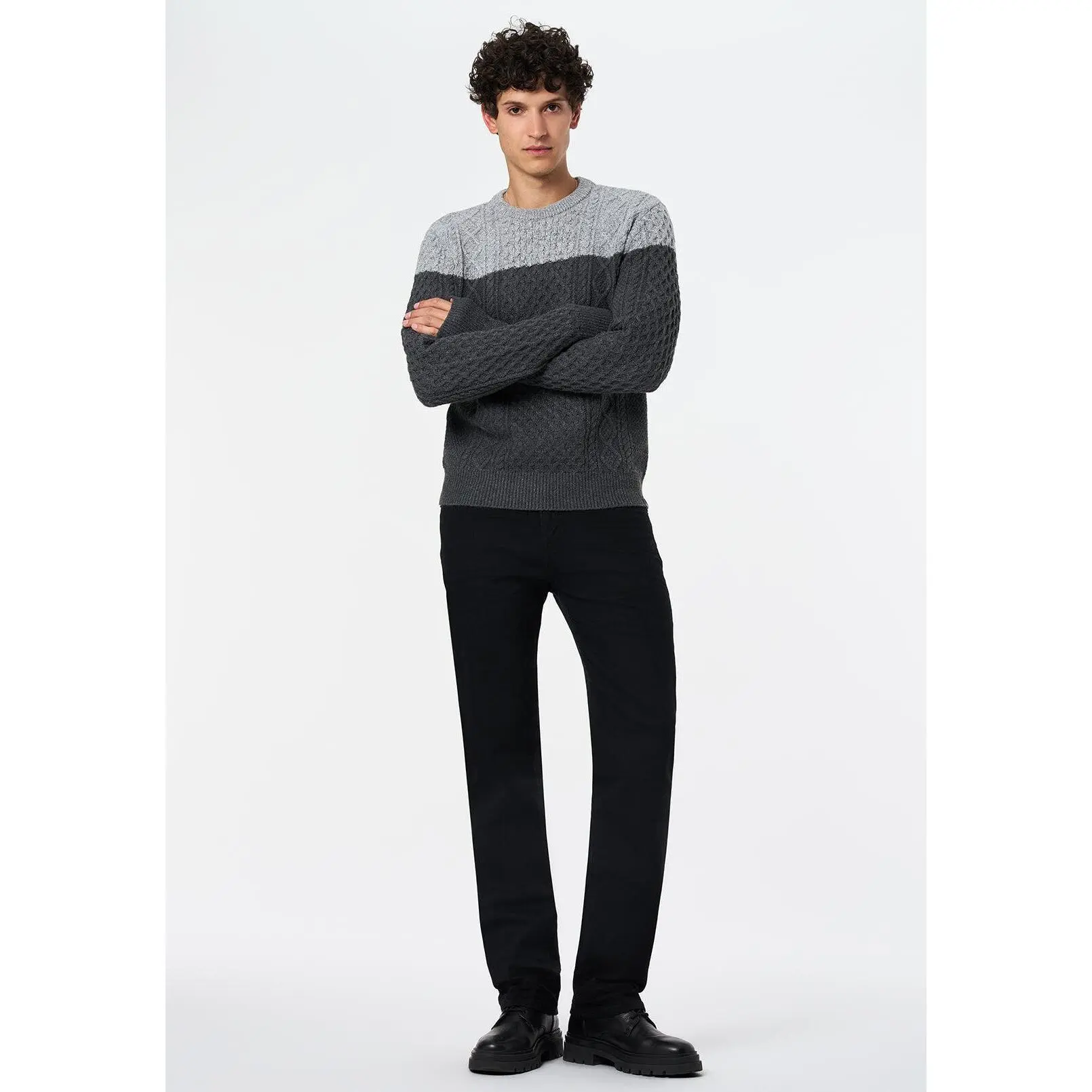 Wintor Men's Colorblock Cable Knit Sweater, Heather Grey - BM24748