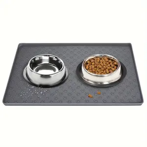 Large Silicone Non-Slip Pet Feeding Mat, Easy Clean Waterproof Dog Cat Food Bowl Pad, Suitable for Small Medium Pets