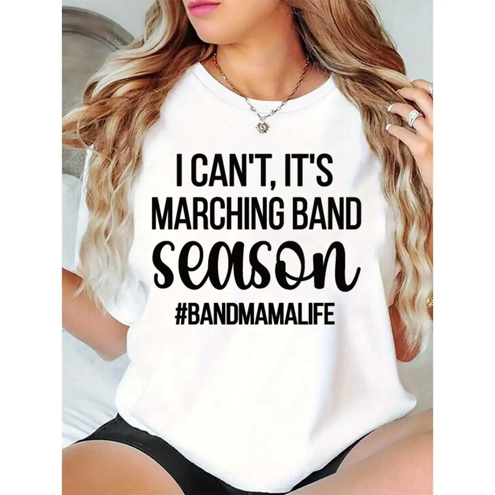 Women's "I Can't, It's Marching Band Season #BandMamaLife" T-Shirt, Casual Short Sleeve Tee for Band Moms, Perfect for Marching Band Events & Daily Wear