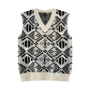 Men's V Neck Knitted Sweater Vest, Comfortable Knitwear for Casual and Fashion Looks, Perfect for Layering in Spring & Fall