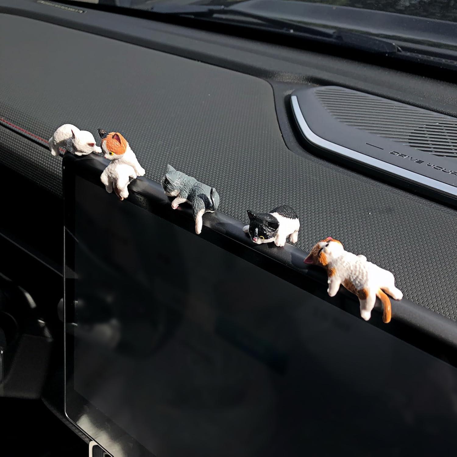 Mini Cat Desk Figurines, 5 Pcs/Set Resin Multi-Pose Kitty Ornaments, Cute Cartoon Style Home and Office Decor, Playful Charming Desktop Companions