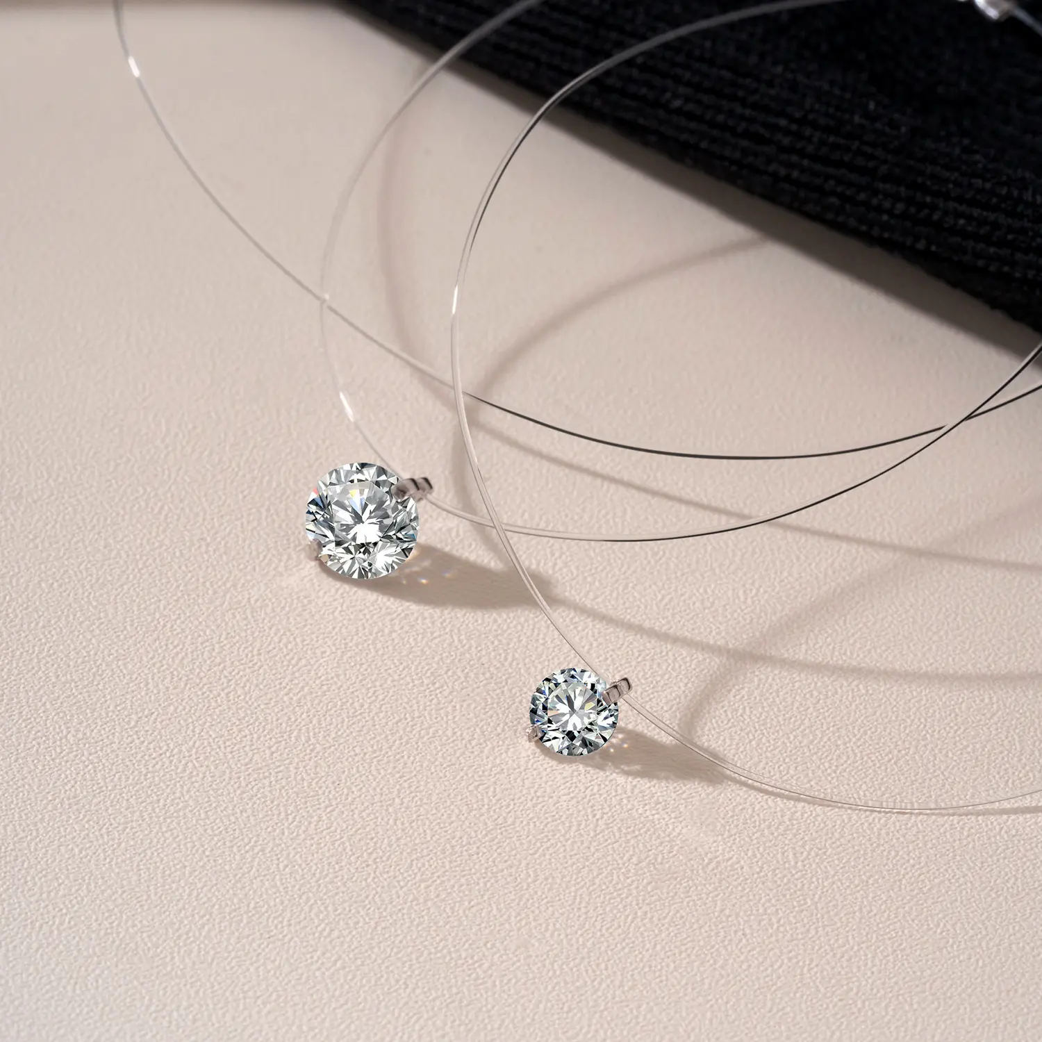 S925 Sterling Silver Moissanite Pendant Necklace - Mermaid Tears Design Dainty Minimalist Solitaire Necklace with Niche Zircon Accent, Transparent Fish Line Clavicle Chain, Ideal Meaningful Gifts with Moissanite Stones, Dainty Minimalist Pendant, Solitair