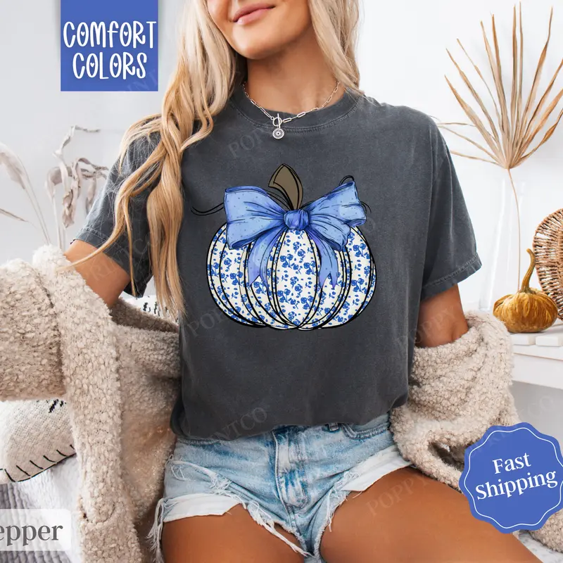 Blue Floral Pumpkin Shirt Comfort Colors, Womens Fall Pumpkin Shirt, Womenswear Oversized Crewneck