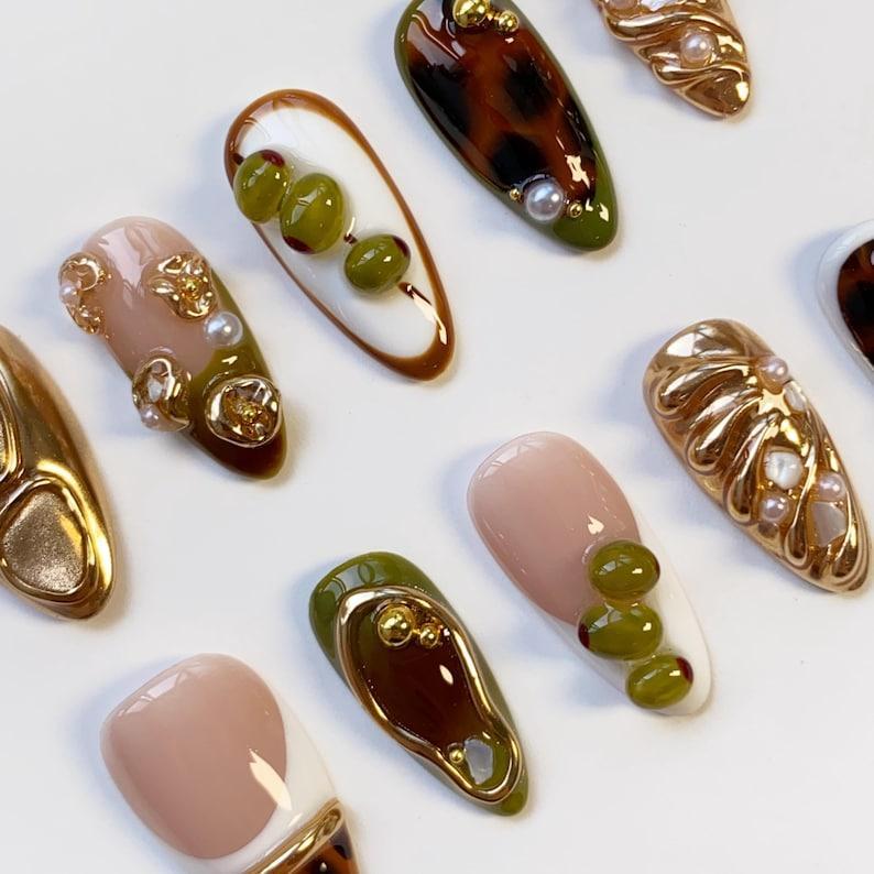 Cool martini girl/Green Press On Nails/French Tip Nails/Gold Chrome Nail/Gold Nail/Tortoise Nail/Birthday Nail