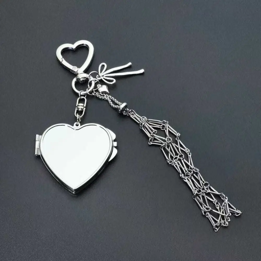 Fashion Accessories Lipstick Mesh Bag Pendant – Personalized heart-shaped design, stylish and practical hanging accessory – Includes a small mirror Bag Decoration Purse Charm