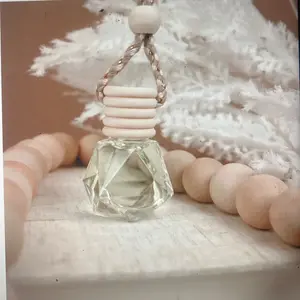 8ml bamboo Hanging Car Air Freshener Diffuser Clear Glass Essential Diffuser Oil Aromatherapy Fragrance Perfume Pendant Glass Vials with Wooden Caps Hanging String Car Diffuser Bottles.