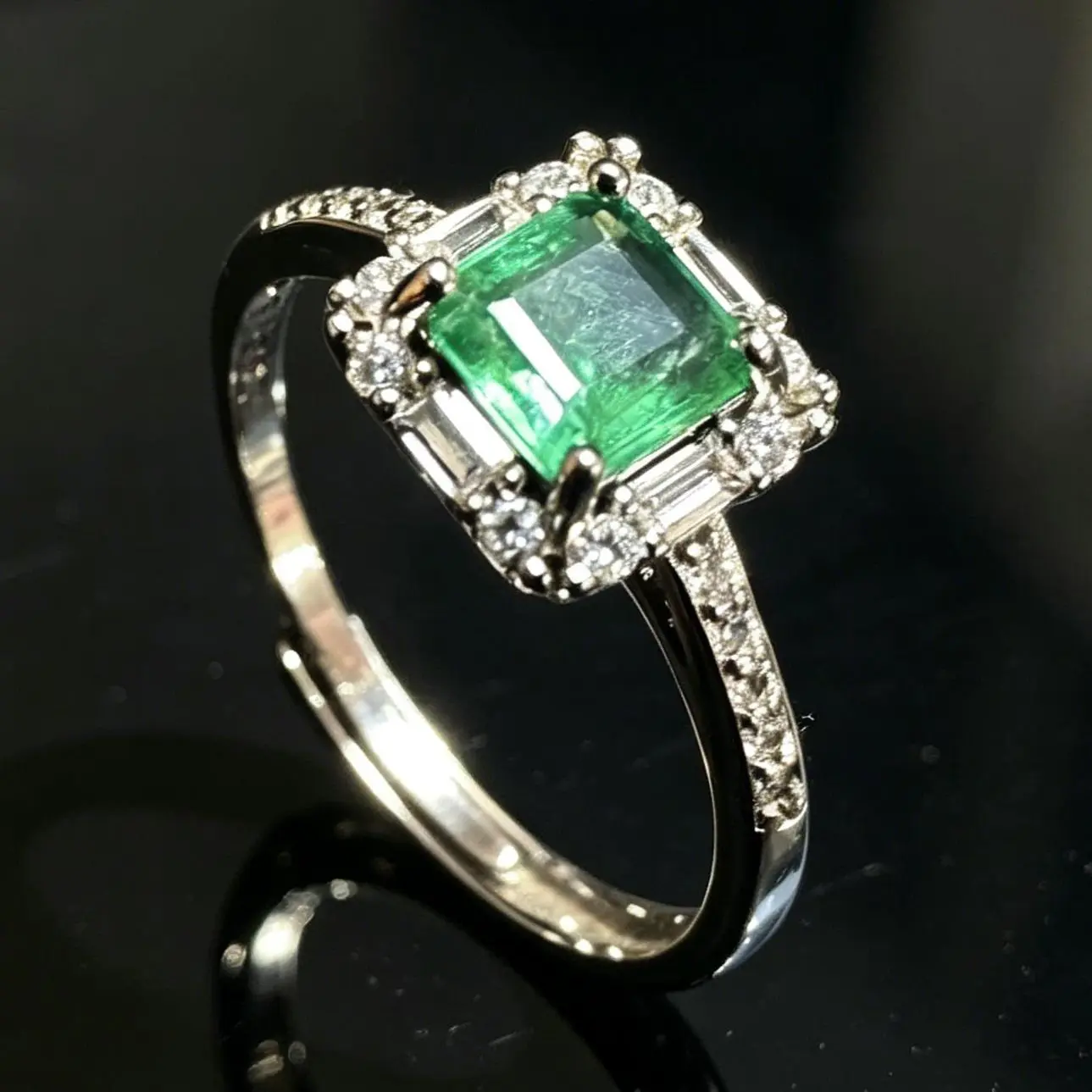 925 Sterling Silver Adjustable Natural Emerald Ring - Halo Accent, Sparkling Stones, for Everyday Wear