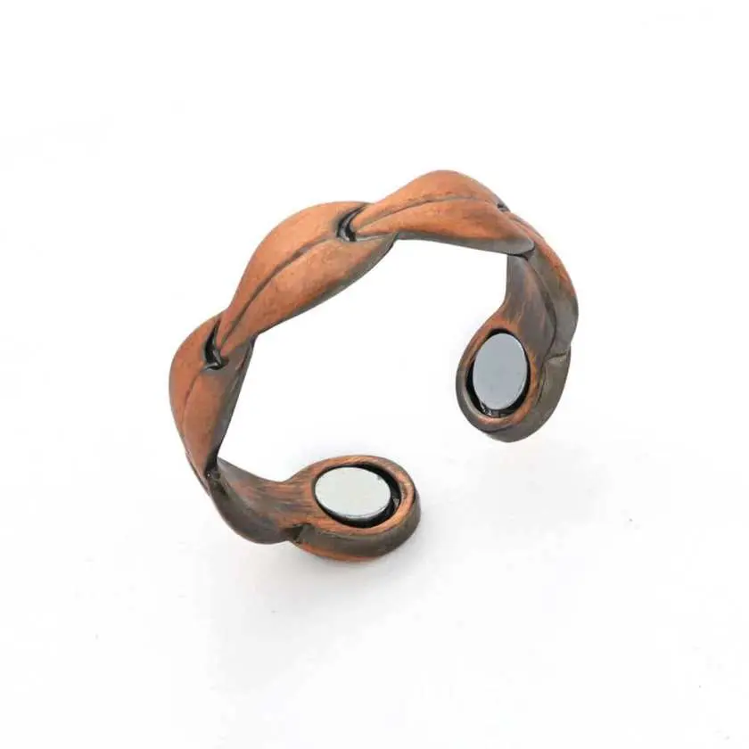 Artisan Twisted Copper Magnetic Fashion Ring - Geometric Design Finger Ring for Men & Women, Improves Circulation, Boasts Retro Aesthetic, Finger Rings