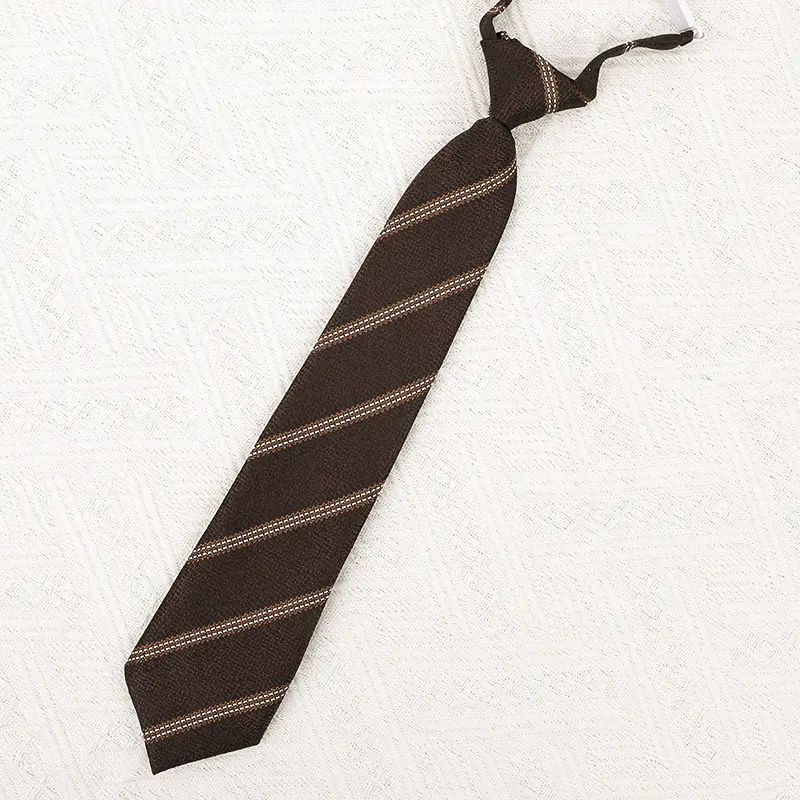 Deep champagne gold bar tie