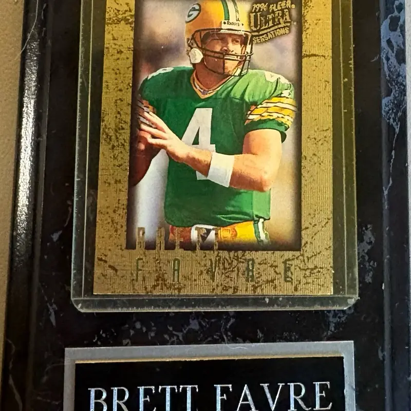 Brett Favre gold plaque