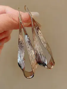 Elegant Vintage Geometric Dangle Earrings for Women, Perfect Fashion Accessory for Parties & Holidays, Stylish Hollow Design